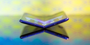 samsung-galaxy-fold-54[1]