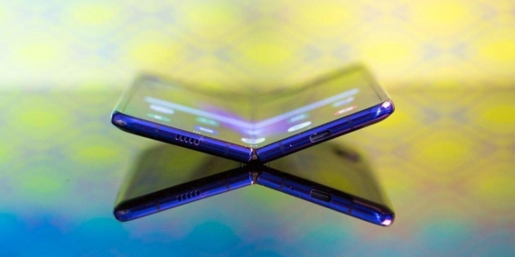 samsung-galaxy-fold-54[1]