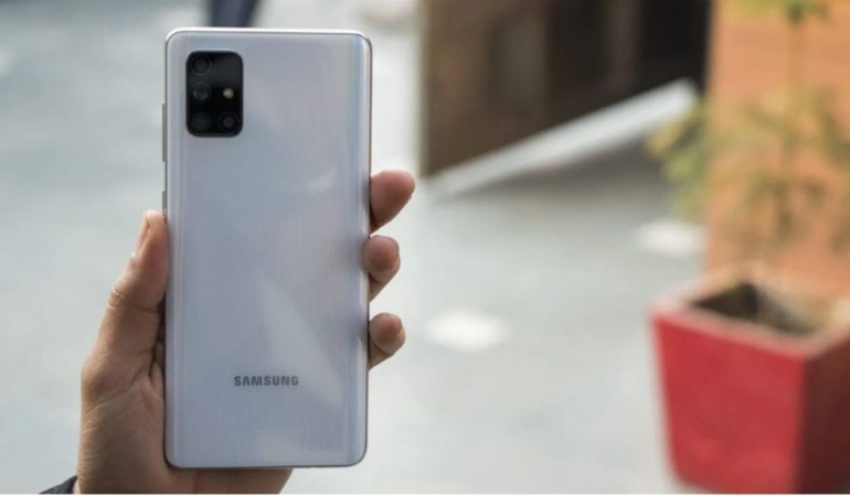Galaxy A Quantum Tanıtıldı