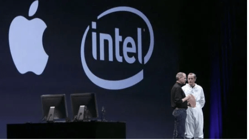 MacBook Intel İşlemcilere İşte Bu Etkinlikte Veda Edecek!