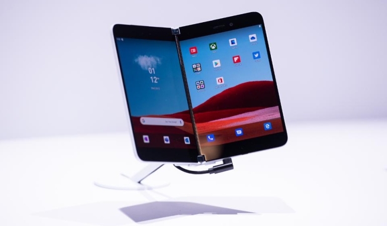 Microsoft Surface Duo ve Samsung Galaxy Fold 2: Özellik Karşılaştırması