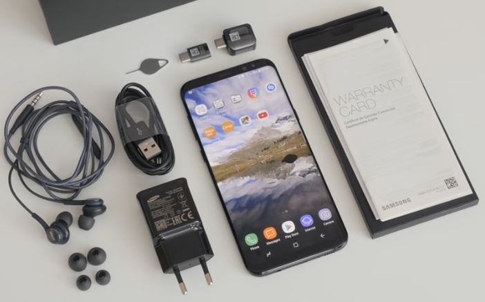Apple’dan Sonra Samsung Telefon Kutularında Eksik Geliyor!