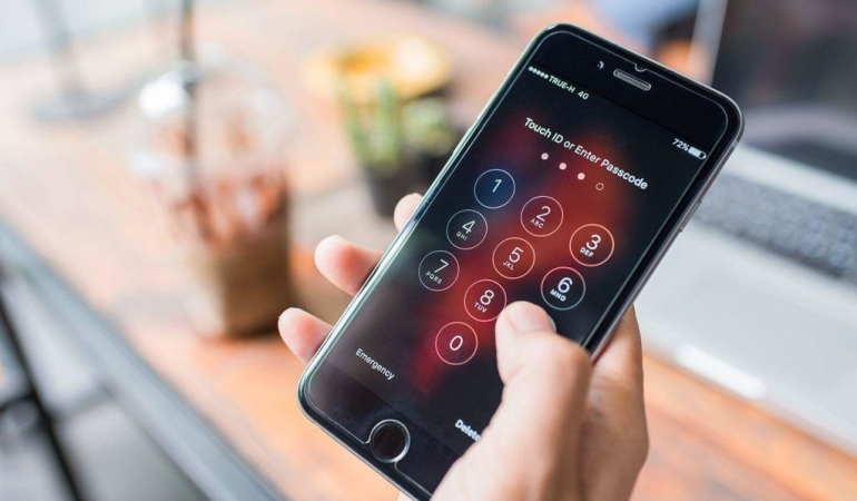 Apple, 2021’de iPhone’lar İçin ‘Dokunmatik Tümleşik OLED’i Tanıtacak!!