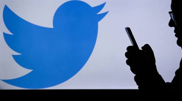 Kullanıcıların farklı tweet’lerden hoşlanmadıklarını göstermelerine izin vermek için Twitter, bir aşağı oylama sistemini test etmeye başladı.