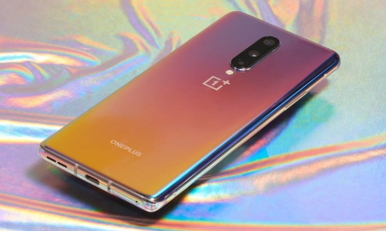 OnePlus 8/8 Pro, Birçok Düzeltmeyle Birlikte Kasım 2020 Güvenlik Güncellemesini Aldı