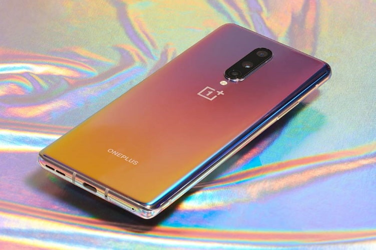 OnePlus 8/8 Pro, Birçok Düzeltmeyle Birlikte Kasım 2020 Güvenlik Güncellemesini Aldı