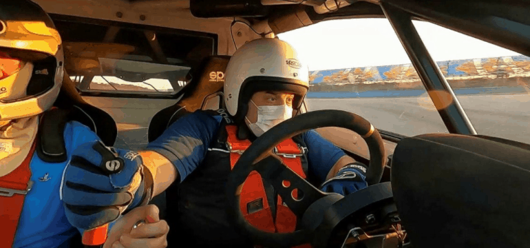 Teknoloji Bakanı Varank, F1 Pistini Test Ederken Otomobiliyle Spin Attı!