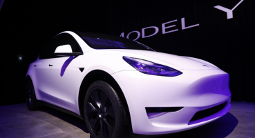 Tesla’nın En Ucuz Otomobili Satışa Çıkarıldı!