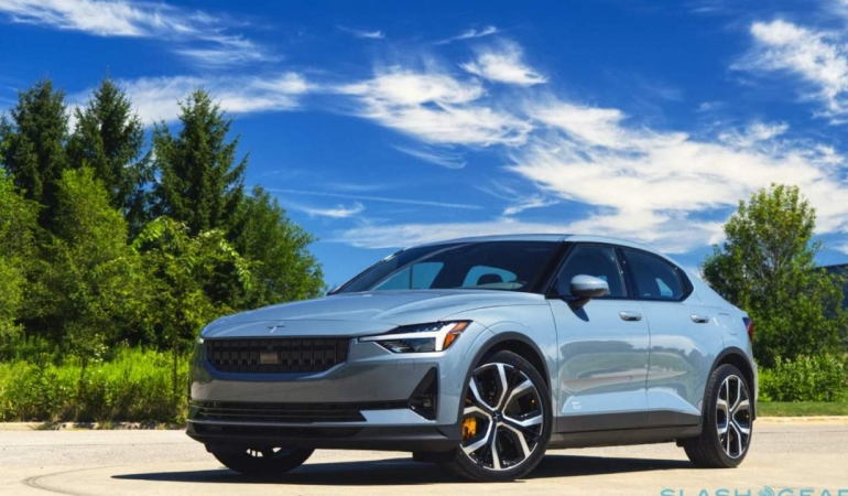 Polestar 2 OTA güncellemesi menzili ve şarjı iyileştirir ve V2V güvenliği ekler