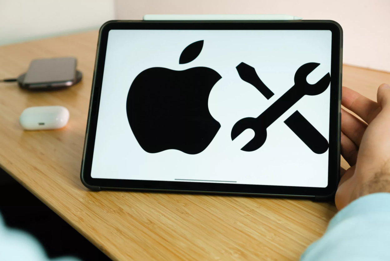 Apple, iPhone ve MacBook Tamir Edilebilirlik Sıralamasını Fransız Web Sitesine Sessizce Ekledi! 2021 