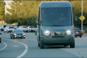 amazon-rivian-la-electric-van-2