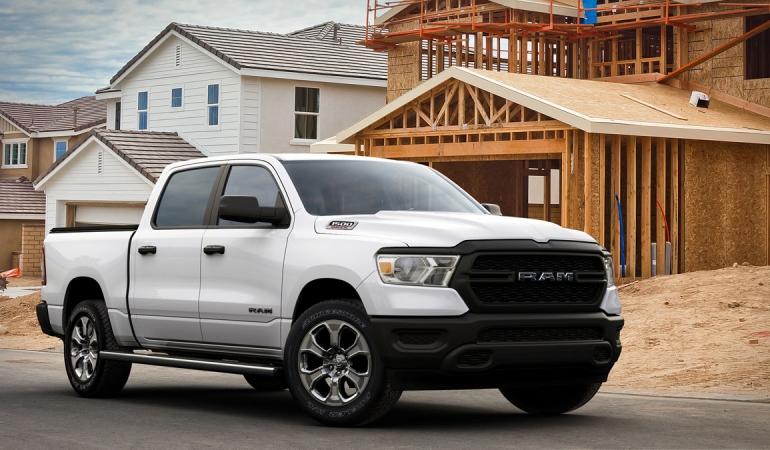 2021 Ram 1500 HFE EcoDiesel karayolunda 33 MPG aldı