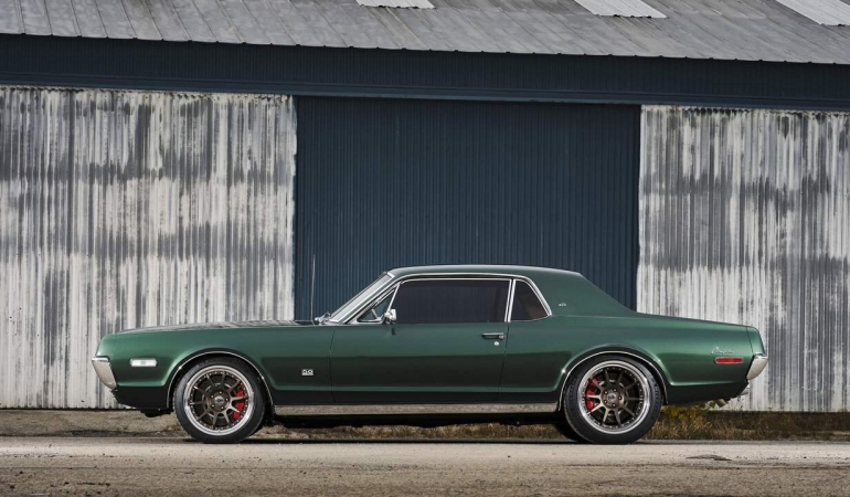 Ringbrothers tarafından üretilen Coyogar Mercury Cougar, bir Ford Coyote V8 paketliyor