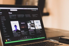 spotify_laptop_main_uns-1-1280x720