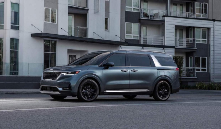 2022 Kia Karnavalı, 3 sıralı minivan dolar stil trendleri olarak fiyatlandırıldı