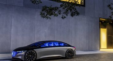 Mercedes-Benz, MBUX Hyperscreen olmadan 2022 EQS iç mekanını tanıttı