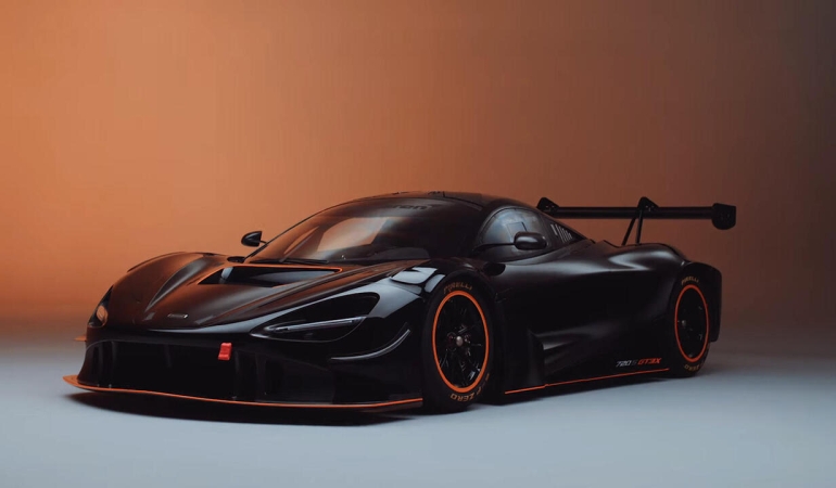 McLaren 720S GT3X yarışa hazırlığı başka bir seviyeye taşıyor