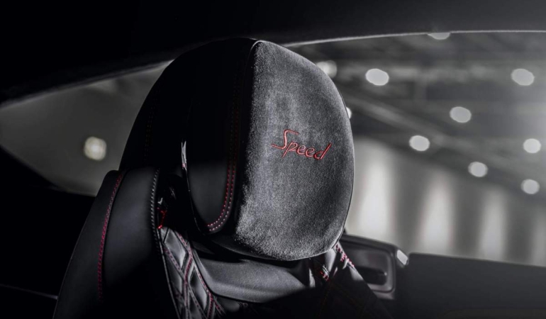 2022 Bentley Continental GT Speed, 208 mph’lik bir W12 gücü kutlamasıdır