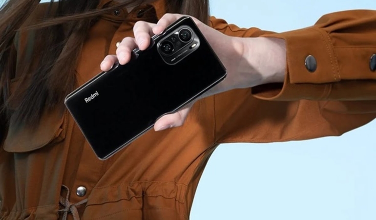 Redmi K40 Game Enhanced Edition, Razer Mekanik Klavye Tarzı Bir Uygulamaya Sahiptir