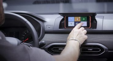 Dacia’nın yenilikçi Medya Kontrolü, akıllı telefonunuzu bir bilgi-eğlence ekranına dönüştürür
