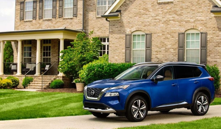 Bazı Nissan sahipleri artık araçlarını Alexa sesli komutları kullanarak çalıştırabilirler.