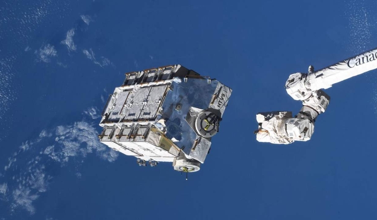 ISS’den yaklaşık 3 ton ağırlığında bir çöp paleti atıldı