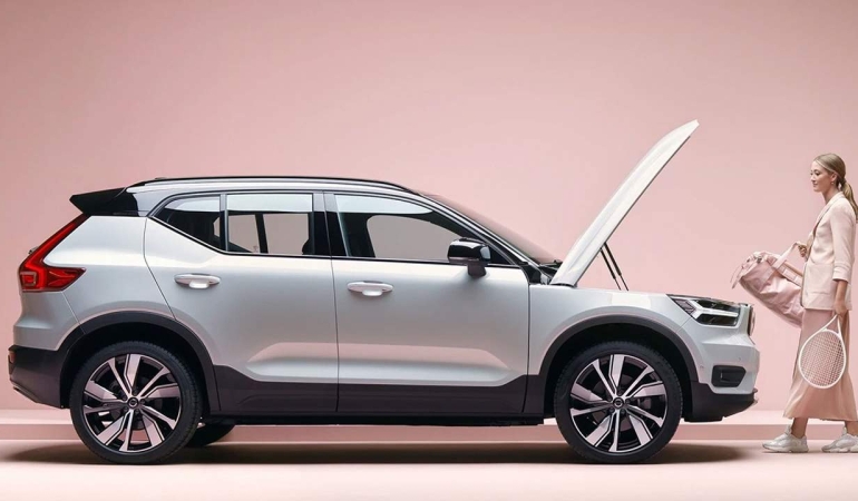 Volvo, 2030 yılına kadar tamamen elektrikli olmayı ve yalnızca çevrimiçi satış yapmayı taahhüt ediyor