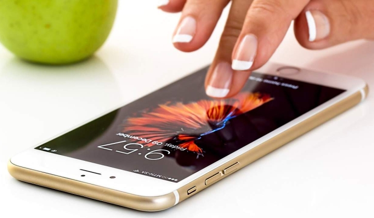 Yeni bir yapay zeka çözümü sayesinde akıllı telefon yazmak daha kolay olabilir