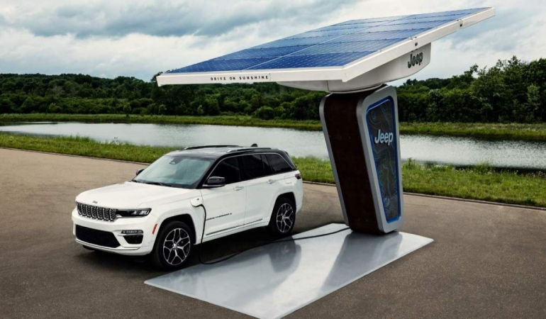 2022 Jeep Grand Cherokee 4xe ortaya çıktı: Plug-in hybrid SUV