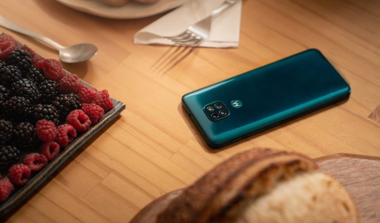 Motorola, Moto G9, Moto G9 Power ve Moto G9 Play için Android 11 güncellemesini yayınladı