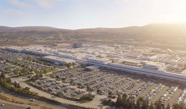 Tesla, Silikon Vadisi’nden Ayrılıyor!
