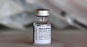 Pfizer-BioNTech, COVID Aşısını 5 Yaş Altına Acil Kullanım Başvurusunu Beklemeye Aldı