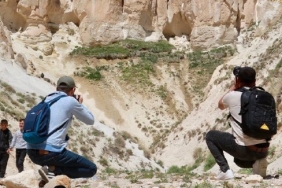 253-fotograf-sanatcisi-4-gun-boyunca-vani-fotografladi.jpg