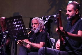 asik-mahzuni-bucada-turkulerle-anildi.jpg