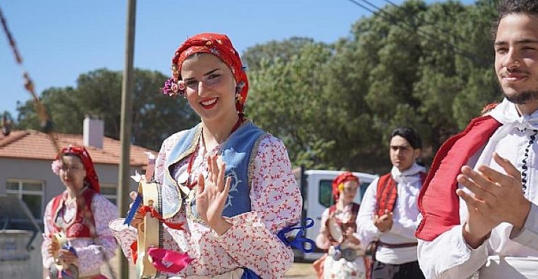 Ayvalık Küçükköy’de Teferic Şenlikleri Coşkusu