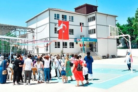 belediye-baskani-ulas-yurdakul-5-bilim-ve-bahar-senligi-etkinligine-katilim-sagladi.jpg