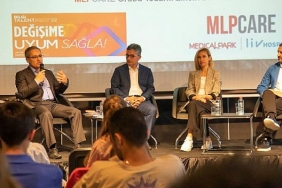 bilgitalent-festte-ogrenci-ve-mezunlar-is-dunyasina-yon-verenlerle-bulustu.jpg