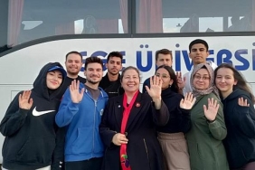 egeli-genc-ziraatcilar-12-ulusal-tarim-ogrenci-kongresine-52-bildiri-ile-katildi.jpg