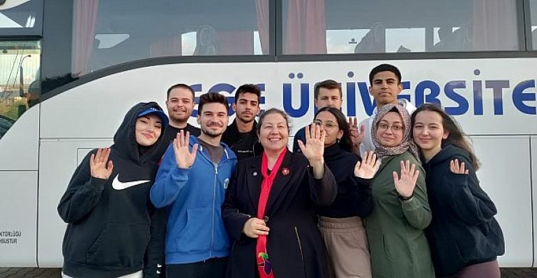 Egeli genç ziraatçılar “12. Ulusal Tarım Öğrenci Kongresi’ne 52 bildiri ile katıldı