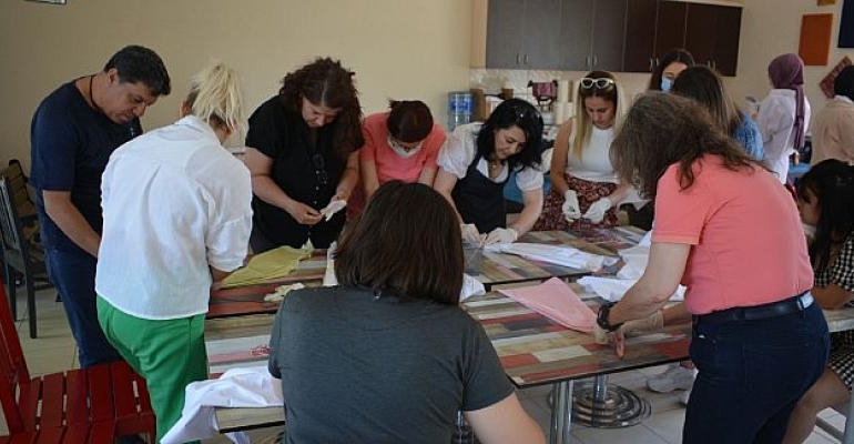 Egeli sanatseverler hayal güçlerini konuşturdu