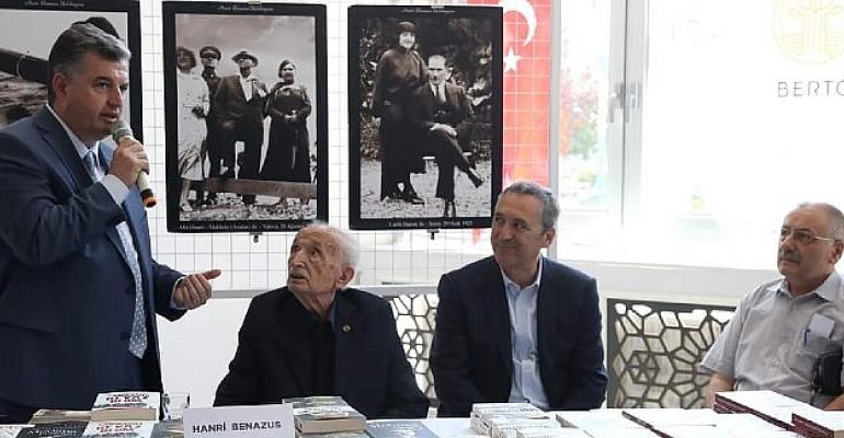 Kınık’ta Atatürk Fotoğrafları Sergisi Yoğun İlgi Gördü