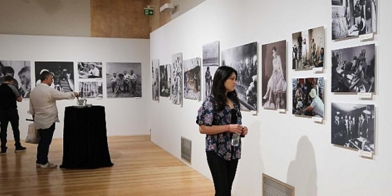 Kült filmlerinin set görüntüleri “Kamera Arkası” sergisiyle gün yüzüne çıktı