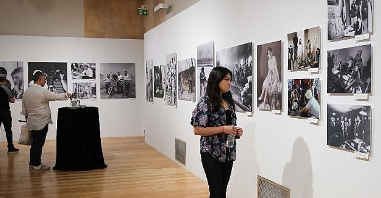 Kült filmlerinin set görüntüleri “Kamera Arkası” sergisiyle gün yüzüne çıktı