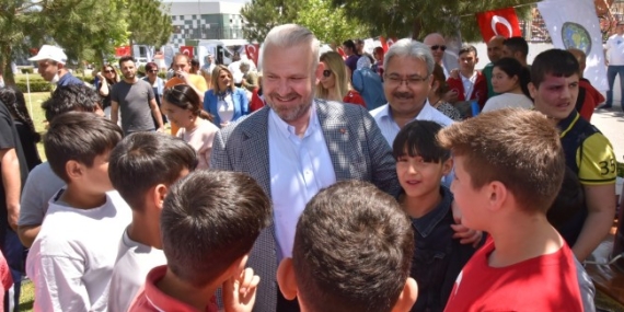 Menemen’de farkındalık etkinliği