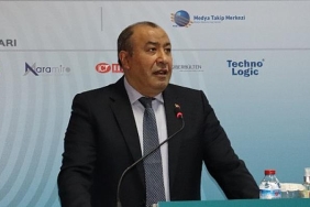 onemli-olan-dijital-cagda-insan-kalabilmek.jpg