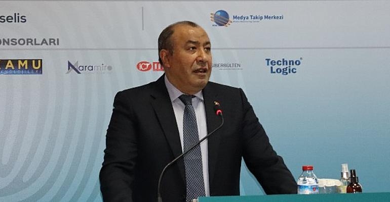 Önemli Olan Dijital Çağda İnsan Kalabilmek