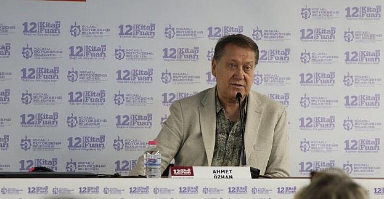 Sanatçı Ahmet Özhan: Şehvetin adını aşk koymuşlar