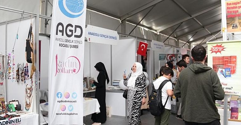 STK’lar Kocaeli Kitap Fuarı’nın tamamlayıcı unsuru oldu