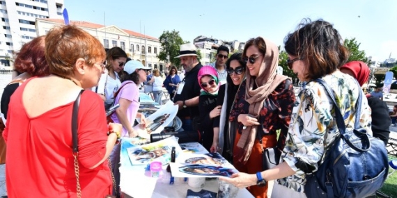 Suluboya Festivali İzmir’e renk kattı