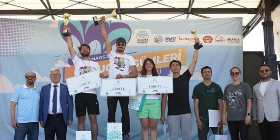 “Uni Uçuş Günleri”nde dereceye girenler ödüllendirildi